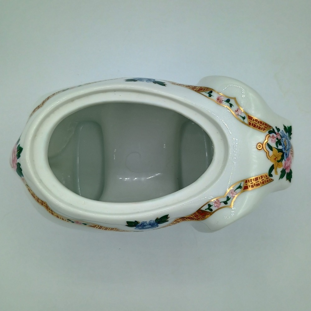 Chinoiserie White Porcelain Elephant With Lid Japan Trinket Box Elizabeth Arden - Picture 8 of 14